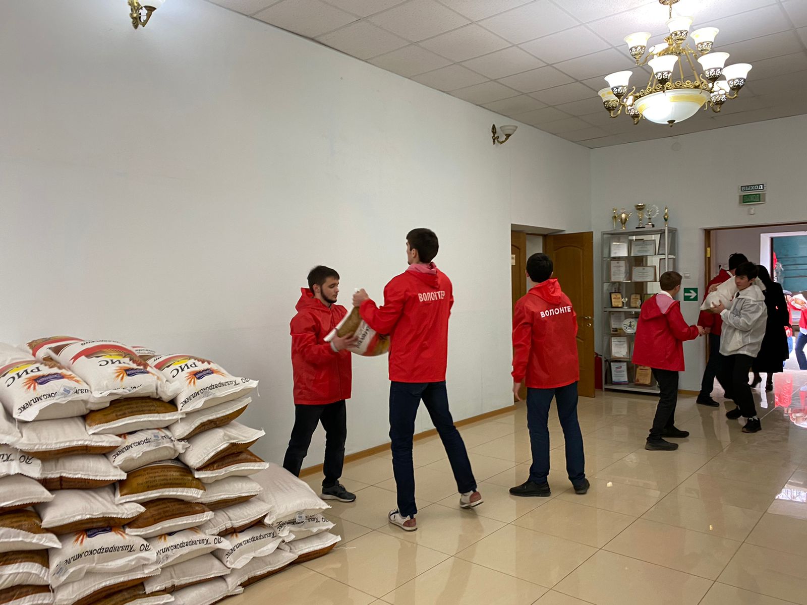 Гуманитарная помощь для ЛНР и ДНР